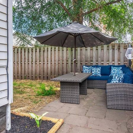 Charming Retreat In Cleveland Βίλα Εξωτερικό φωτογραφία