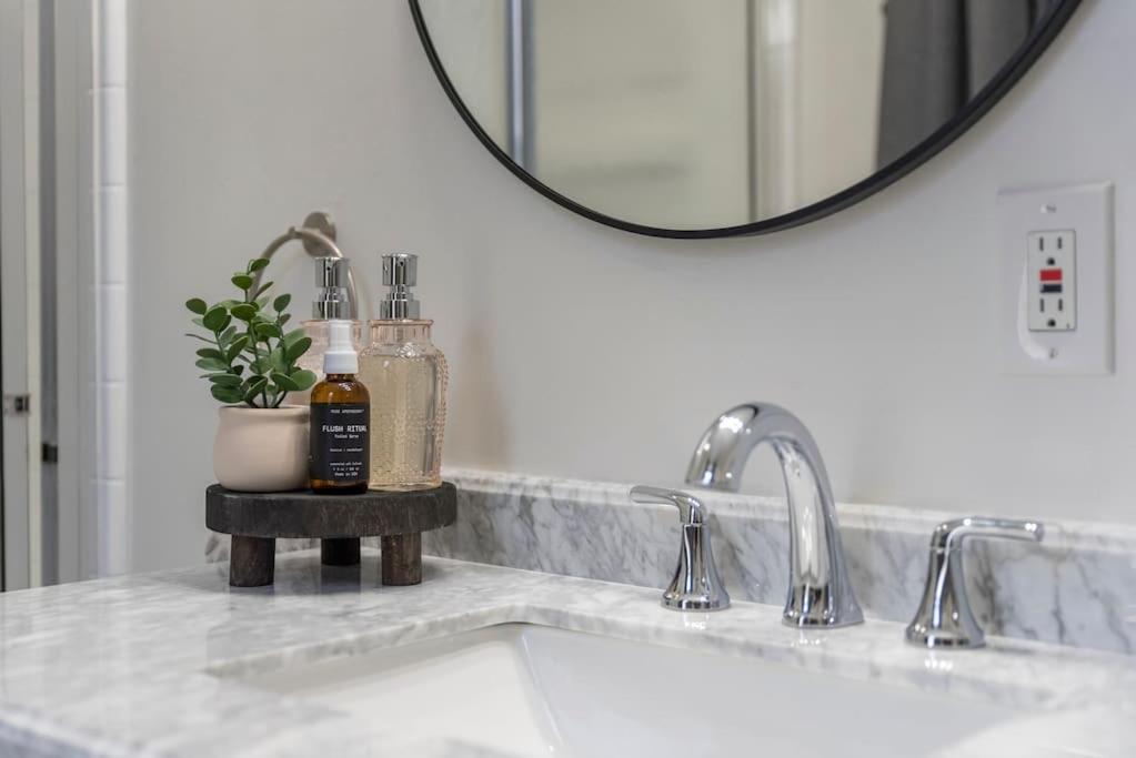 Charming Retreat In Cleveland Βίλα Εξωτερικό φωτογραφία
