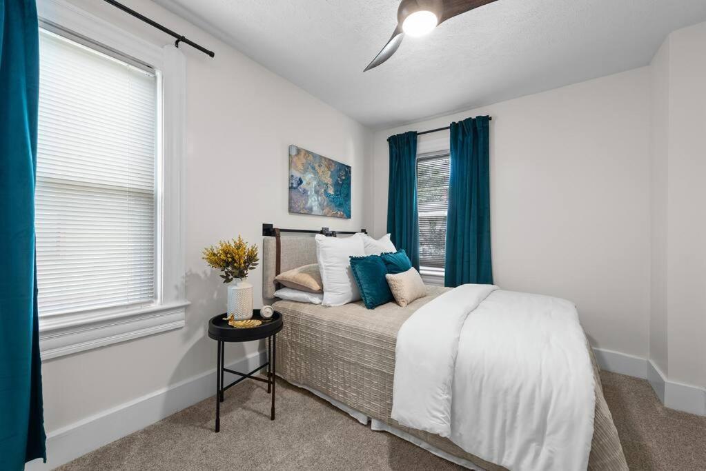 Charming Retreat In Cleveland Βίλα Εξωτερικό φωτογραφία