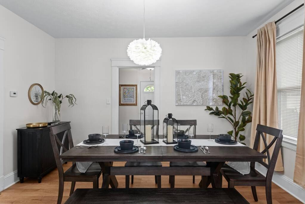 Charming Retreat In Cleveland Βίλα Εξωτερικό φωτογραφία