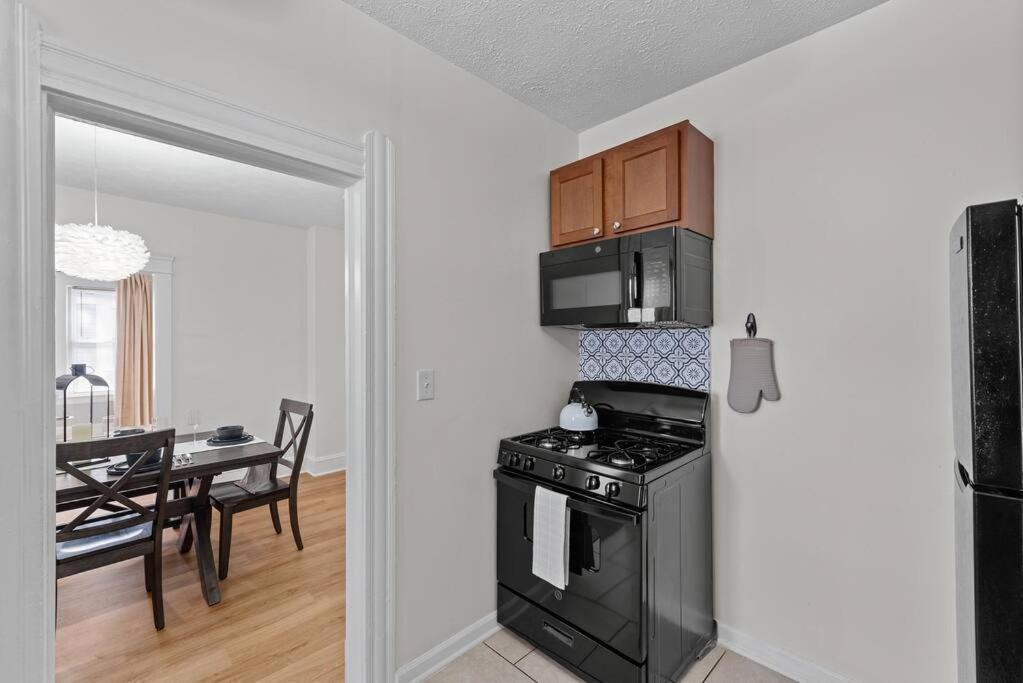 Charming Retreat In Cleveland Βίλα Εξωτερικό φωτογραφία