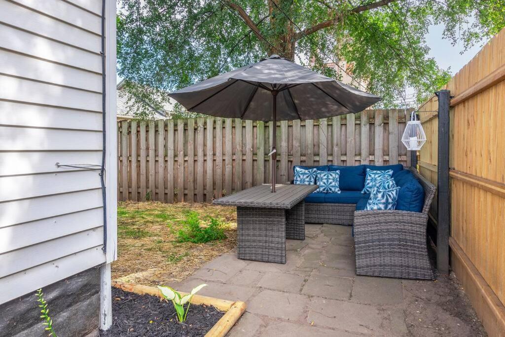 Charming Retreat In Cleveland Βίλα Εξωτερικό φωτογραφία