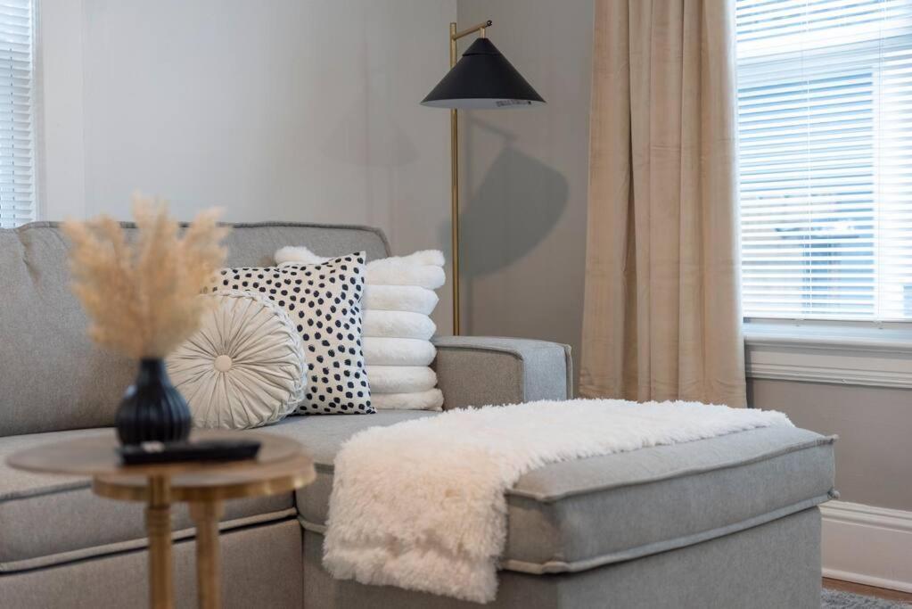 Charming Retreat In Cleveland Βίλα Εξωτερικό φωτογραφία
