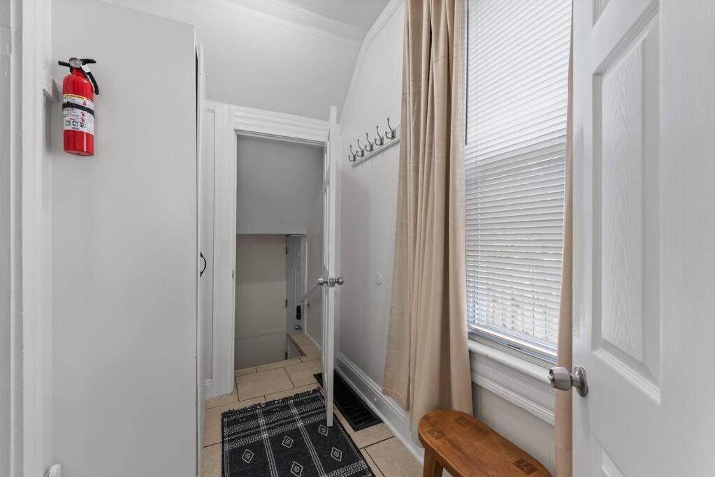 Charming Retreat In Cleveland Βίλα Εξωτερικό φωτογραφία