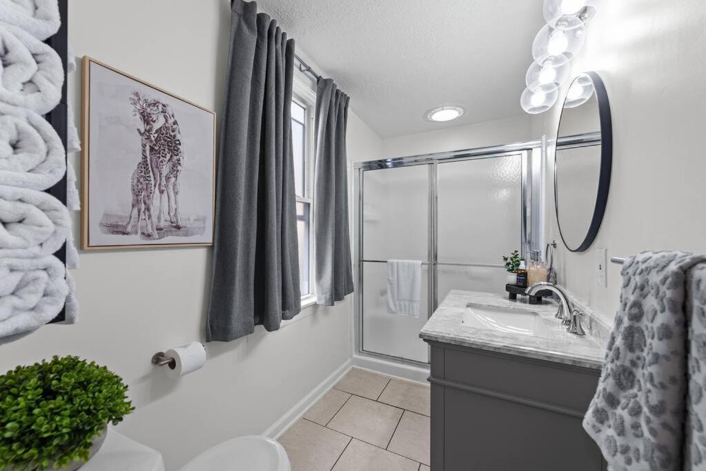 Charming Retreat In Cleveland Βίλα Εξωτερικό φωτογραφία